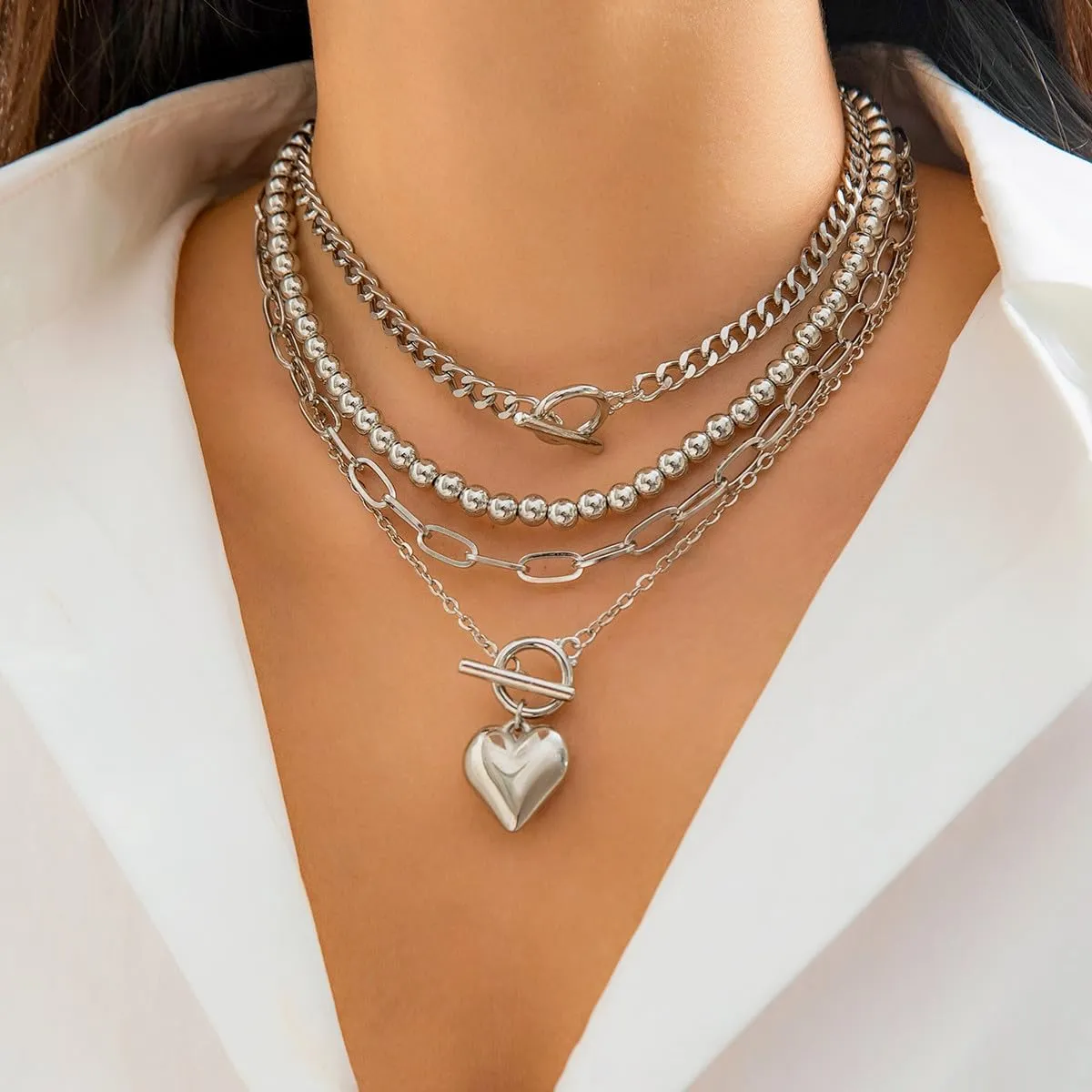 4pcs Layered Gold Necklaces Stack for Women Layered Chunky Gold Necklaces Herringbone Paperclip Chain Necklace Retro Coin Peach Heart Star Pendant Dainty Cuban Chain Toggle Clasp Jewelry Gifts for Women