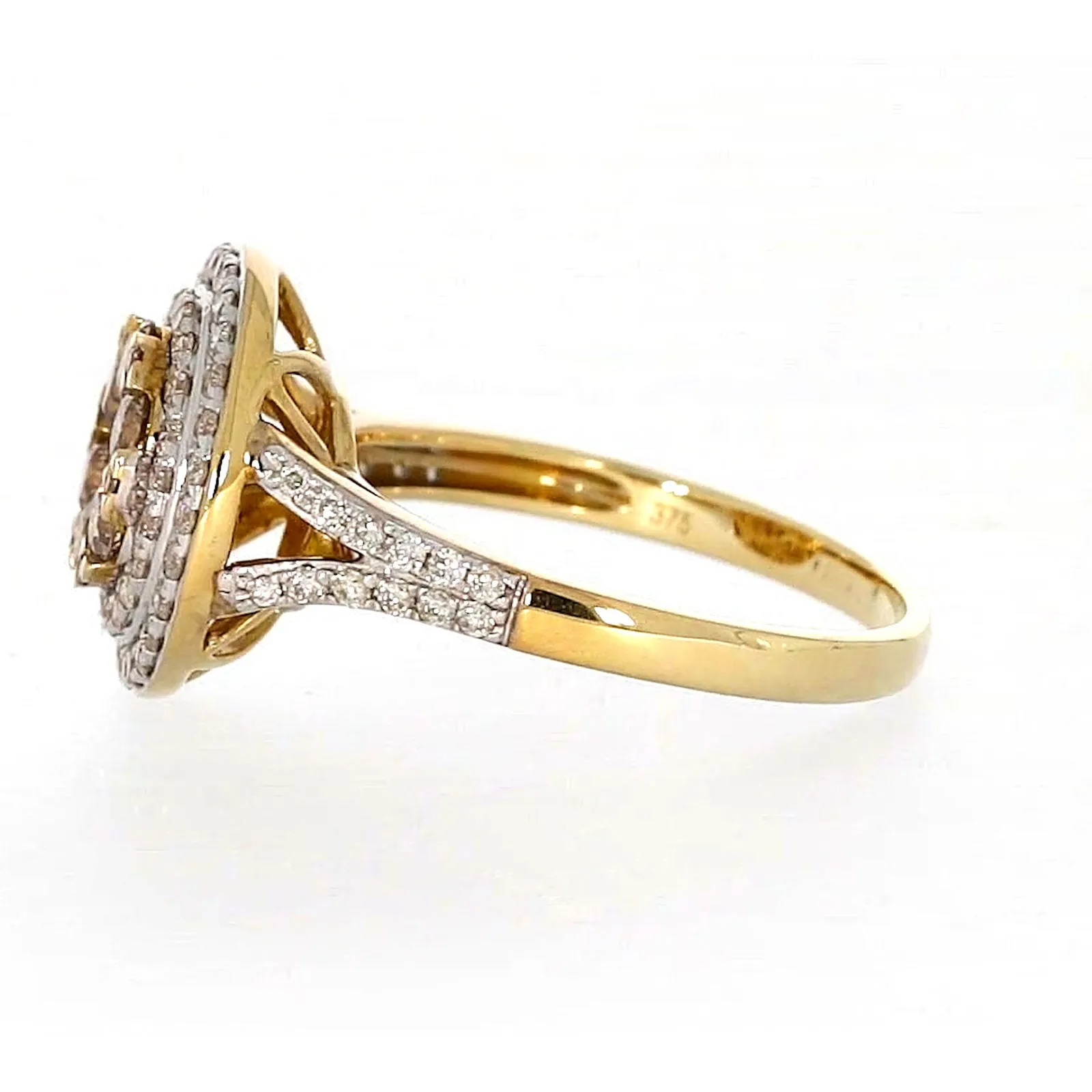 9ct Yellow Gold Round Brilliant Cut with 1 CARAT tw of Diamonds Ring
