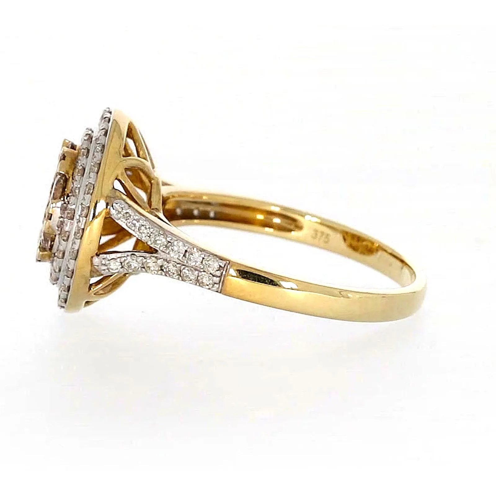 9ct Yellow Gold Round Brilliant Cut with 1 CARAT tw of Diamonds Ring