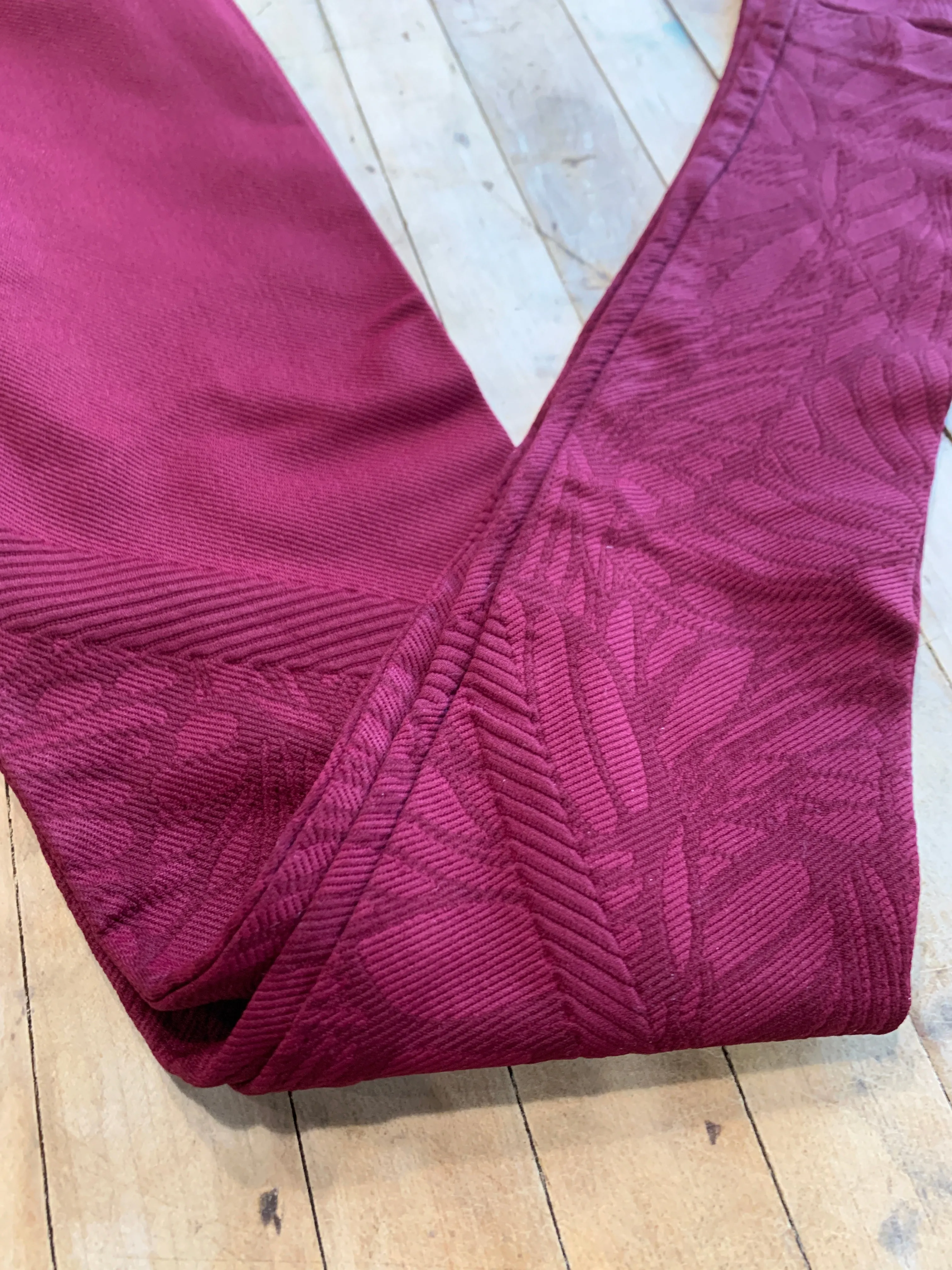 Butterfly Leggings in Burgundy