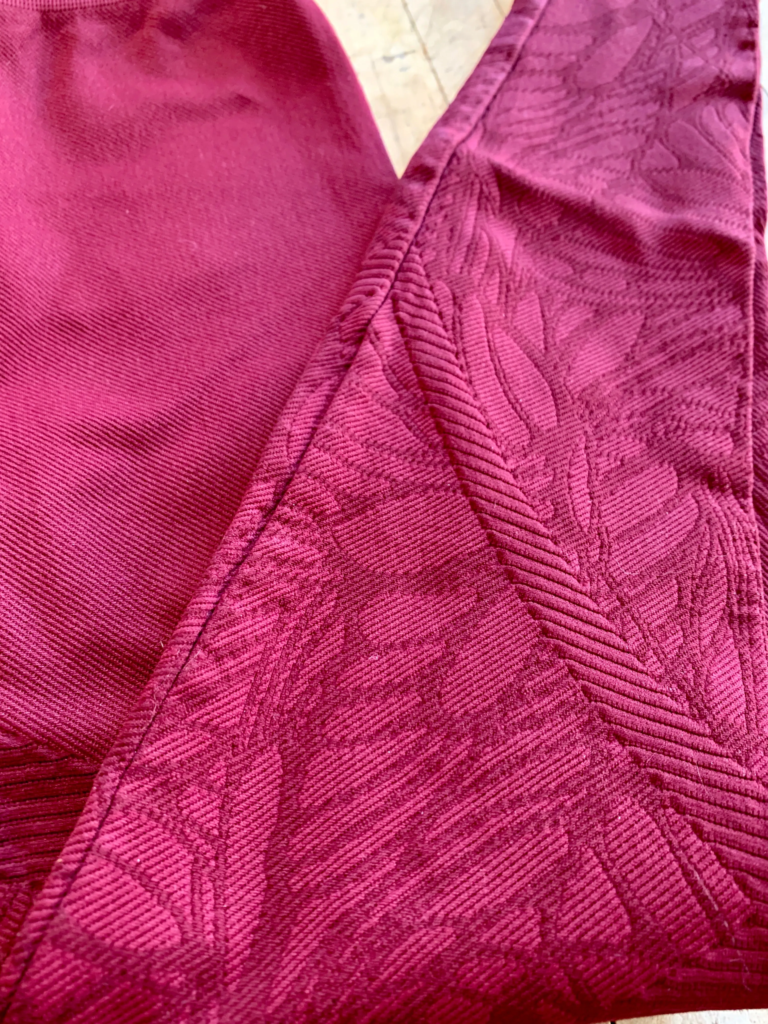 Butterfly Leggings in Burgundy