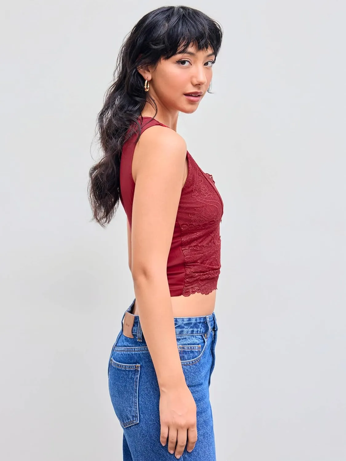 CIDER Lace Crop Tank Tops for Women Summer V Neck Sleeveless Going Out Tops Ruched Sexy Tee Trendy T Shirts Casual