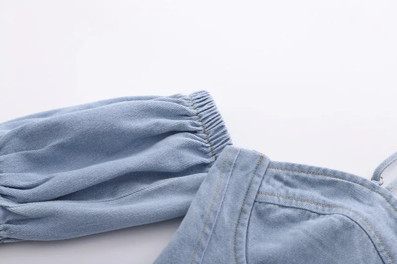 DENIM CROPPED TOP