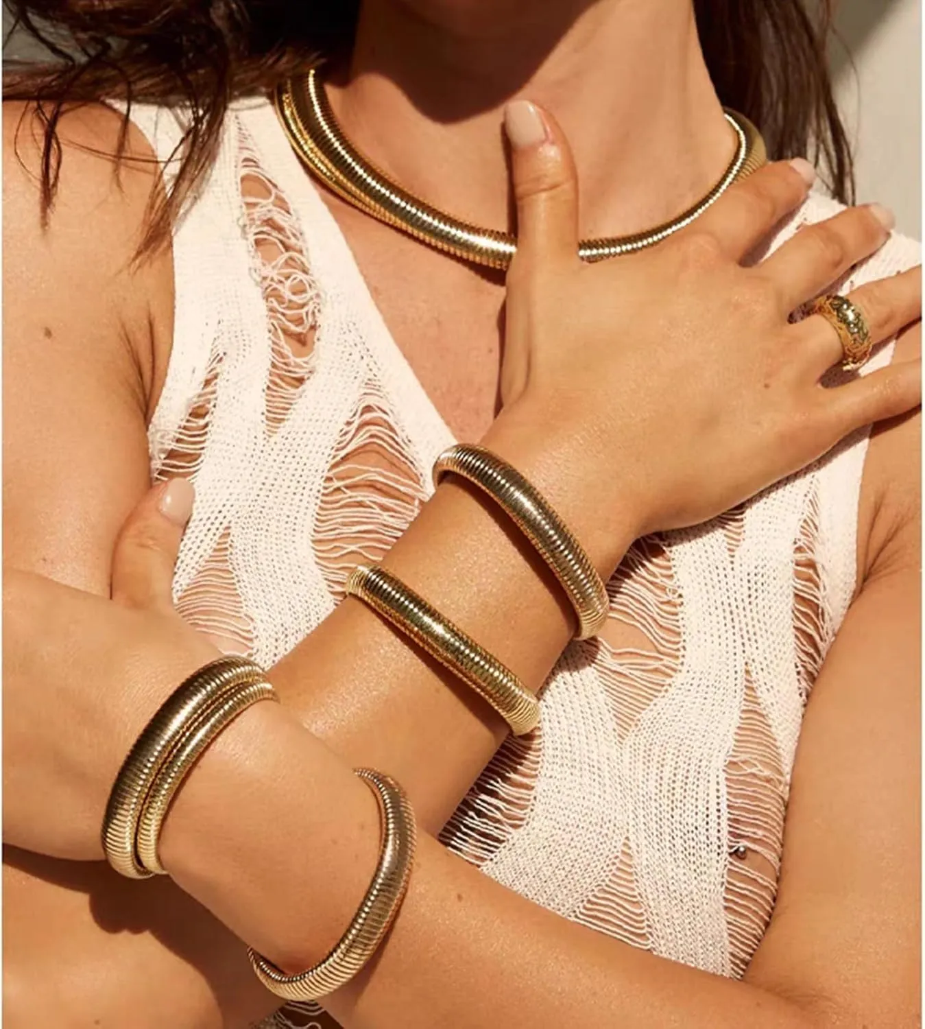 Gold Bracelets for Women, Gold Bangles for Women Chunky Bangle Bracelets for Women Bracelets Stack Tarnish Free Gold Jewelry Set of 3 for Women Accessories for Her Gifts