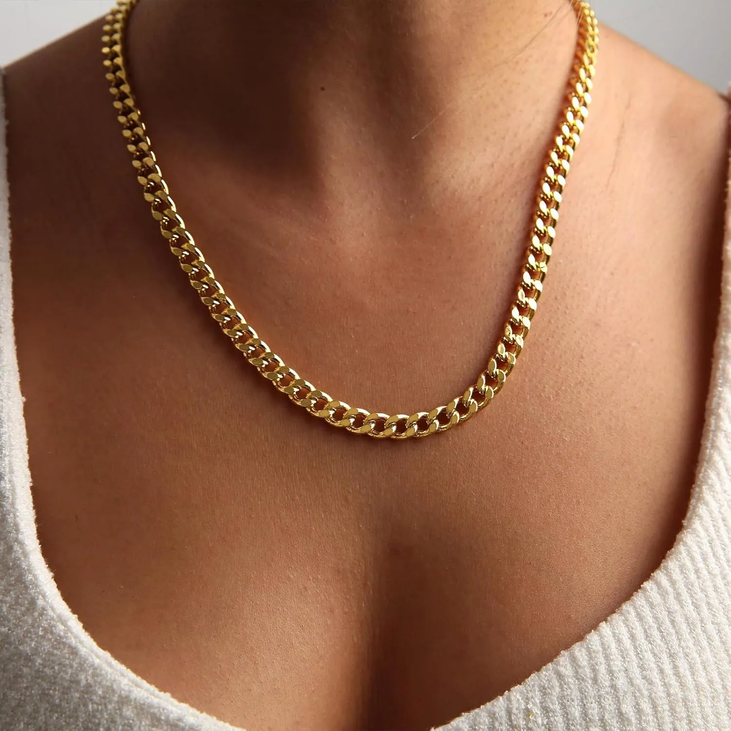 Gold Necklace for Women, 14K Gold Plated Dainty Chunky Cuban Chain Necklaces for Women, Cuban Link Chain Necklaces for Women Trendy Cuban Chain Fashion Jewelry Gifts for Christmas Thanksgiving