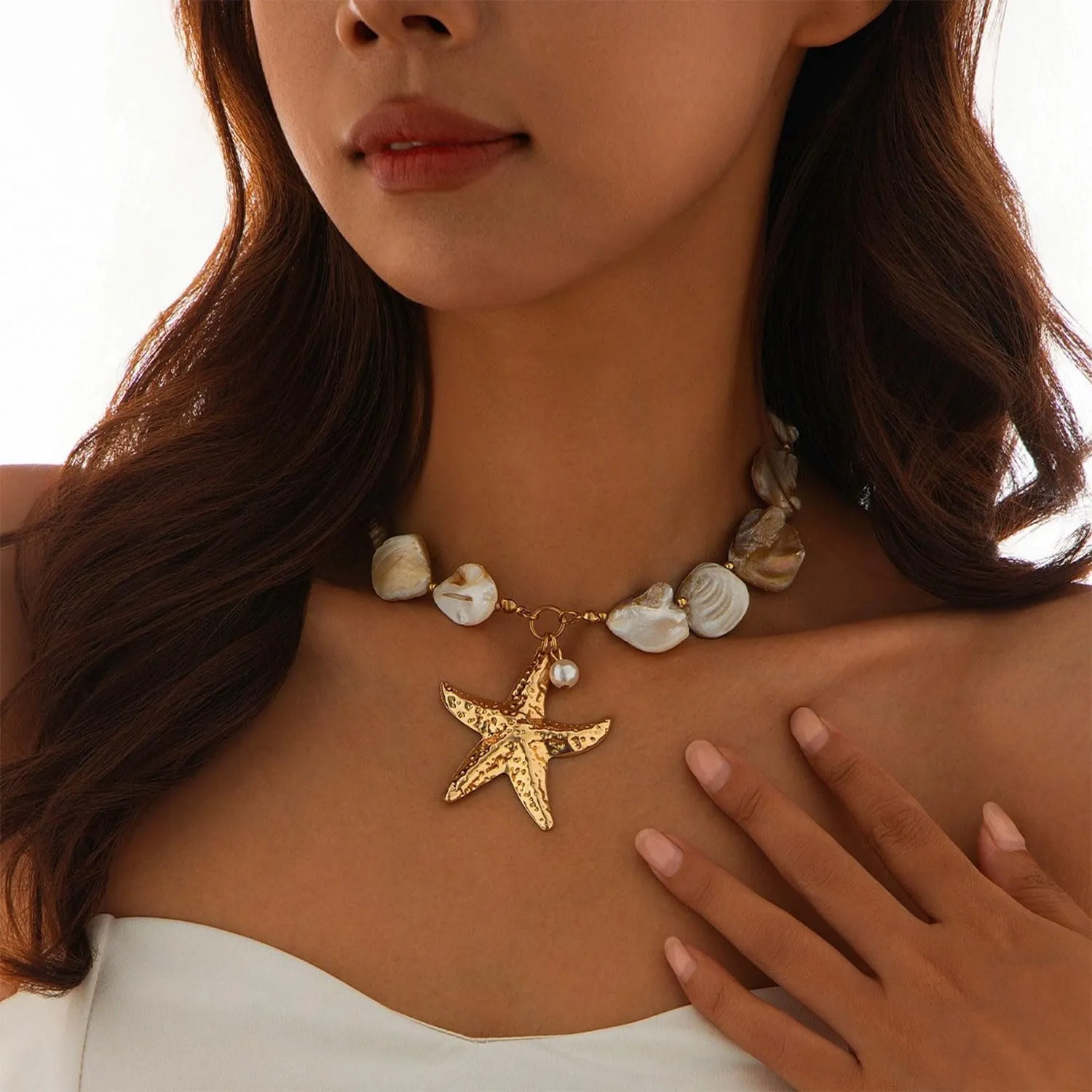 Gold Starfish Pendant Necklace for Women Shell Choker Necklace Pearl Seashell Conch Necklace Boho Summer Beach Surfer Jewelry Gifts