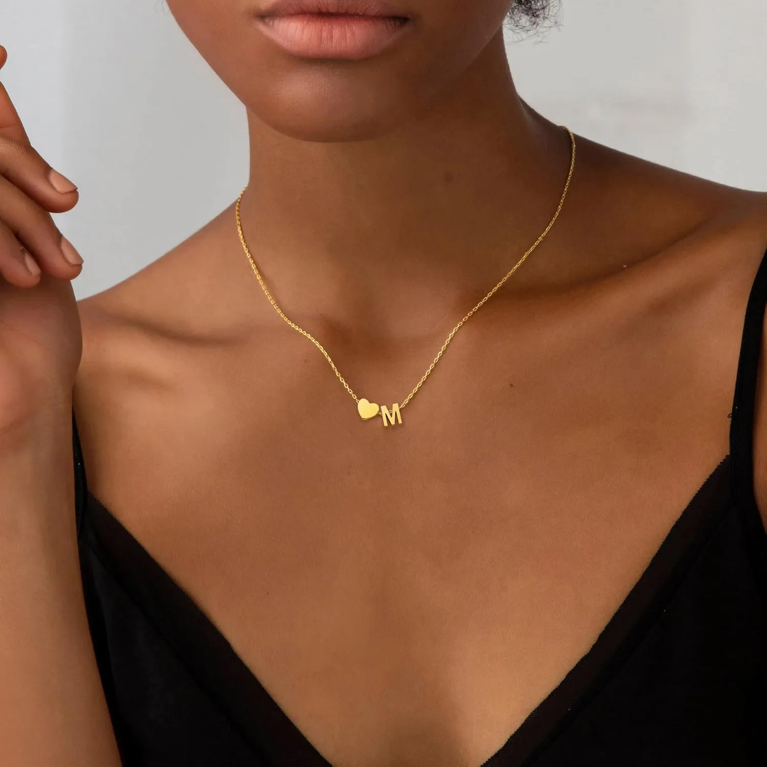 Heart Initial Necklaces for Women Girls, 18K Gold Plated A-Z Initial Necklace Tiny Heart Necklace Dainty Gold Initial Necklaces for Women Trendy Jewelry Gifts for Teen Girls