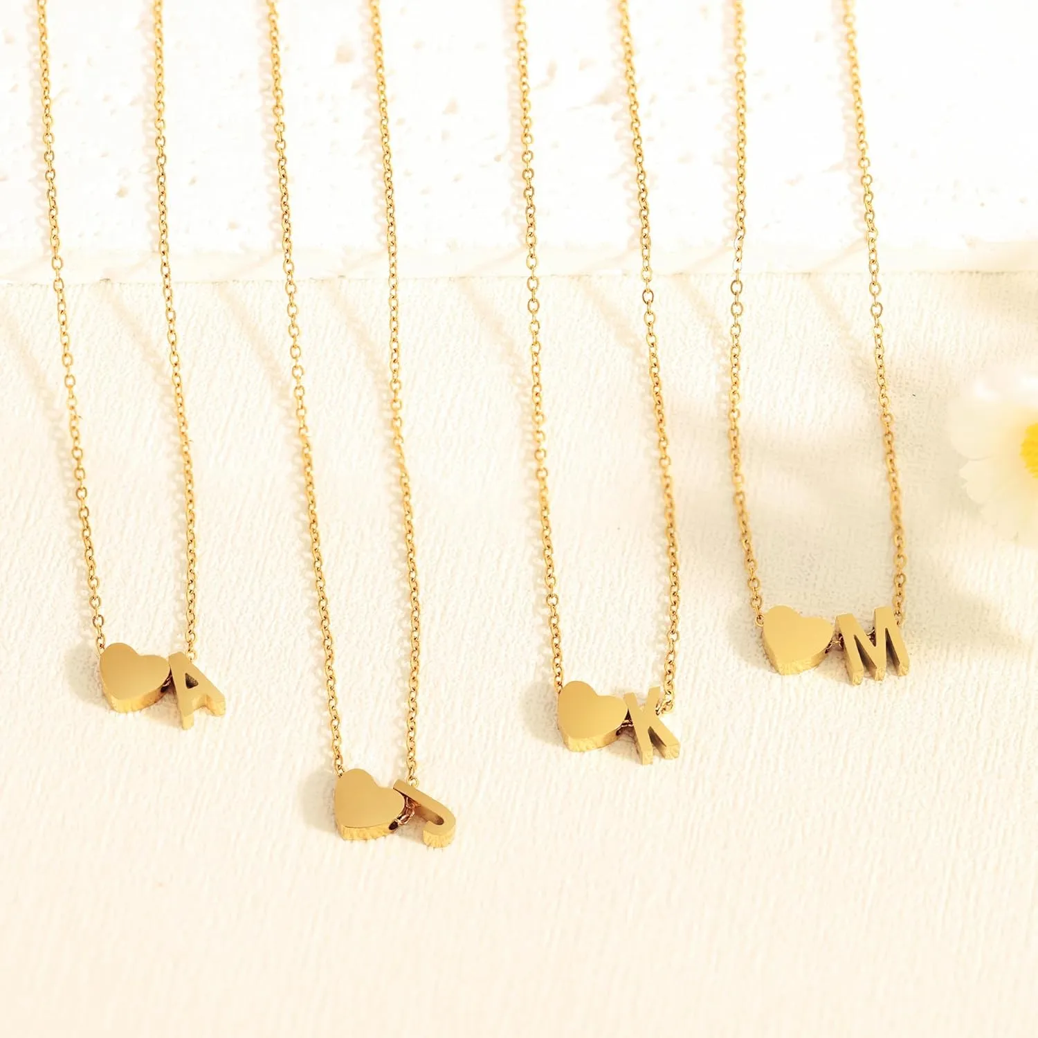Heart Initial Necklaces for Women Girls, 18K Gold Plated A-Z Initial Necklace Tiny Heart Necklace Dainty Gold Initial Necklaces for Women Trendy Jewelry Gifts for Teen Girls