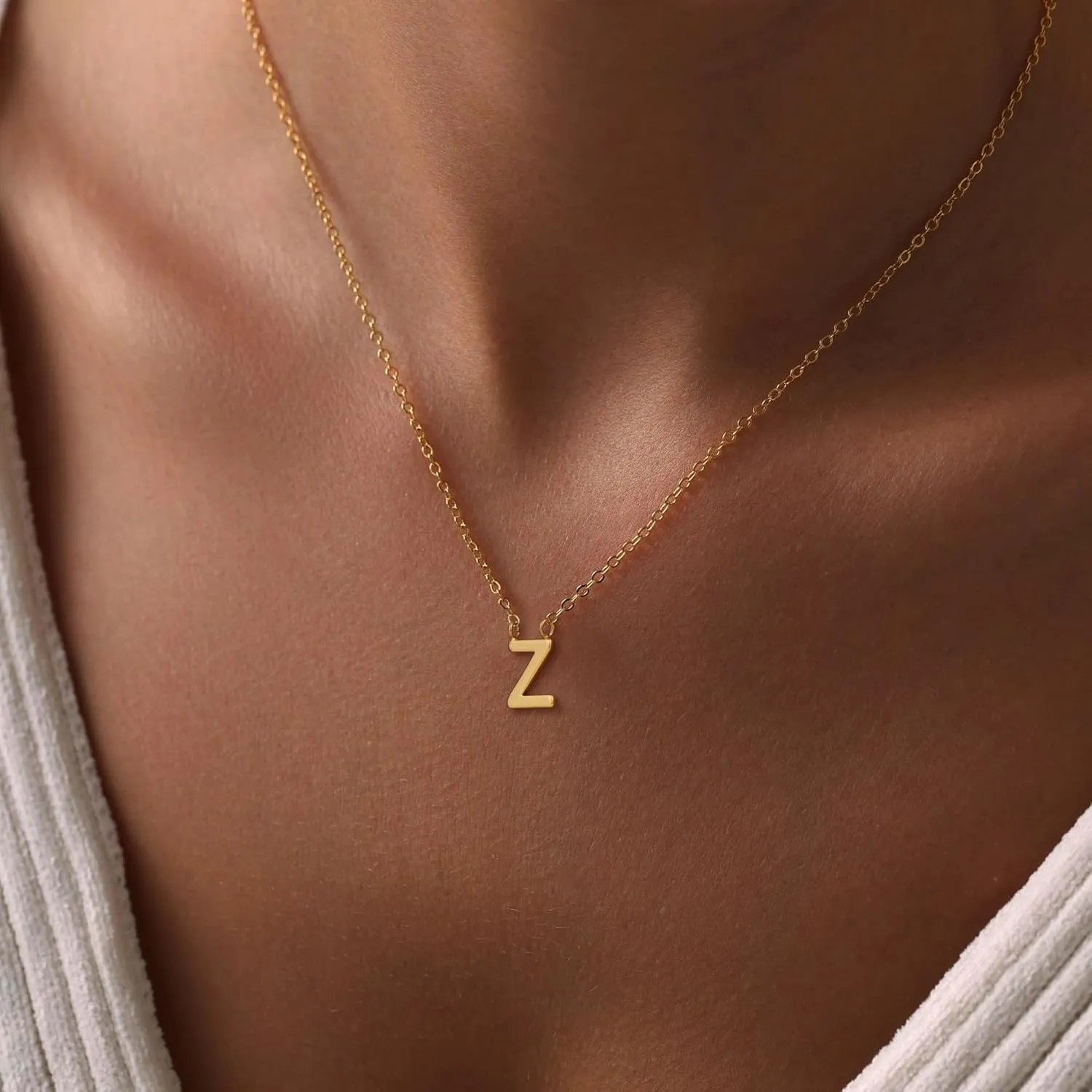 Initial Necklaces for Women, 14k Gold Plated Dainty Gold Letter Necklace Tiny Initial Pendant Necklace Cute Letter Name Choker Necklaces for Women Simple Gold Jewelry for Women Gifts