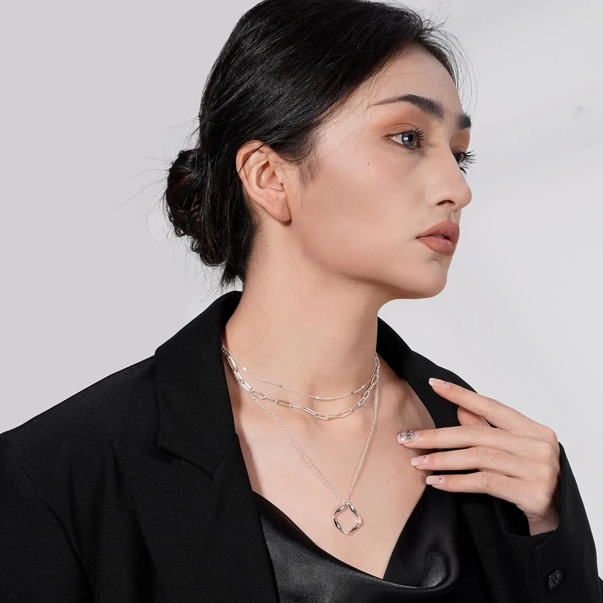 Layered Gold Necklaces for Women, Stackable 14K Gold Plated Necklace, Dainty Cross/Circle/Heart Pendant layered Necklace, Adjustable Dainty Gold/Silver Necklace Jewelry Set for Women