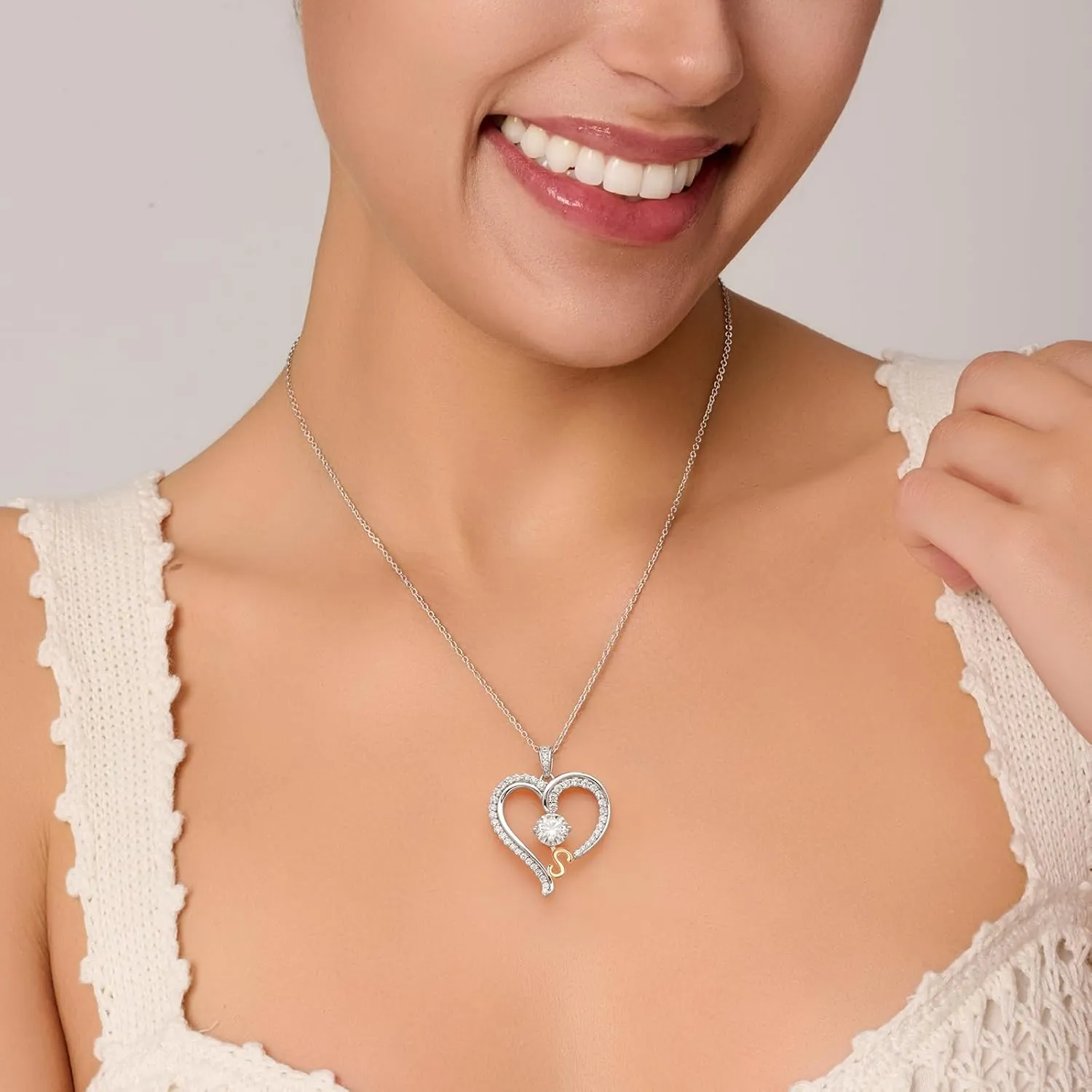 LOUISA SECRET Gorgeous Love Heart Initial Necklaces for Women, 925 Sterling Silver Fine Jewelry, Pendant Heart Necklaces Birthday Anniversary Christmas Gift for Women Wife Mom Girlfriend Lady