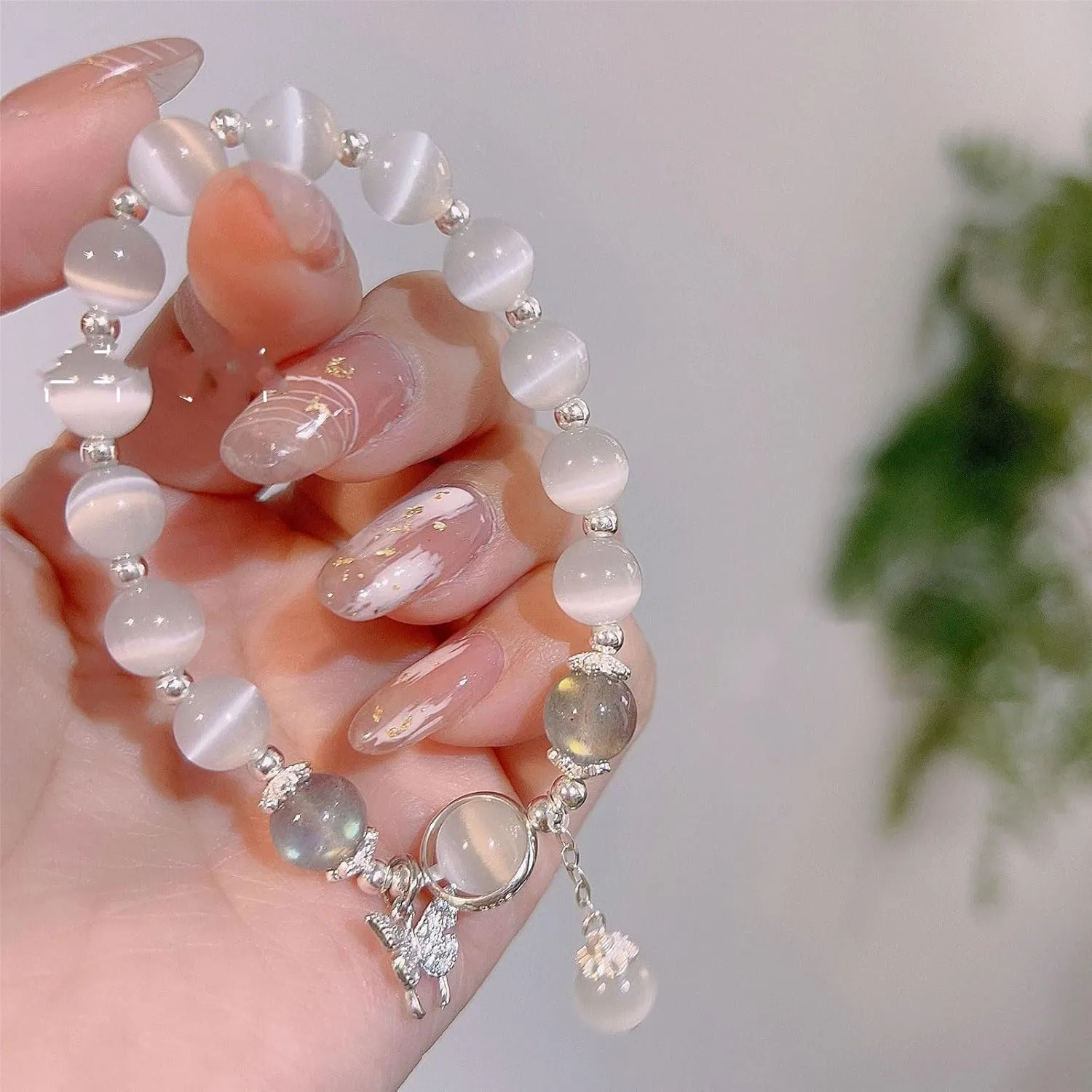 Moonstone Bracelet Glow in the Dark Bracelets Moonstone Jewelry for Women Crystal Bracelet Glow in the Dark Jewelry for Women Trendy Gifts for Christmas
