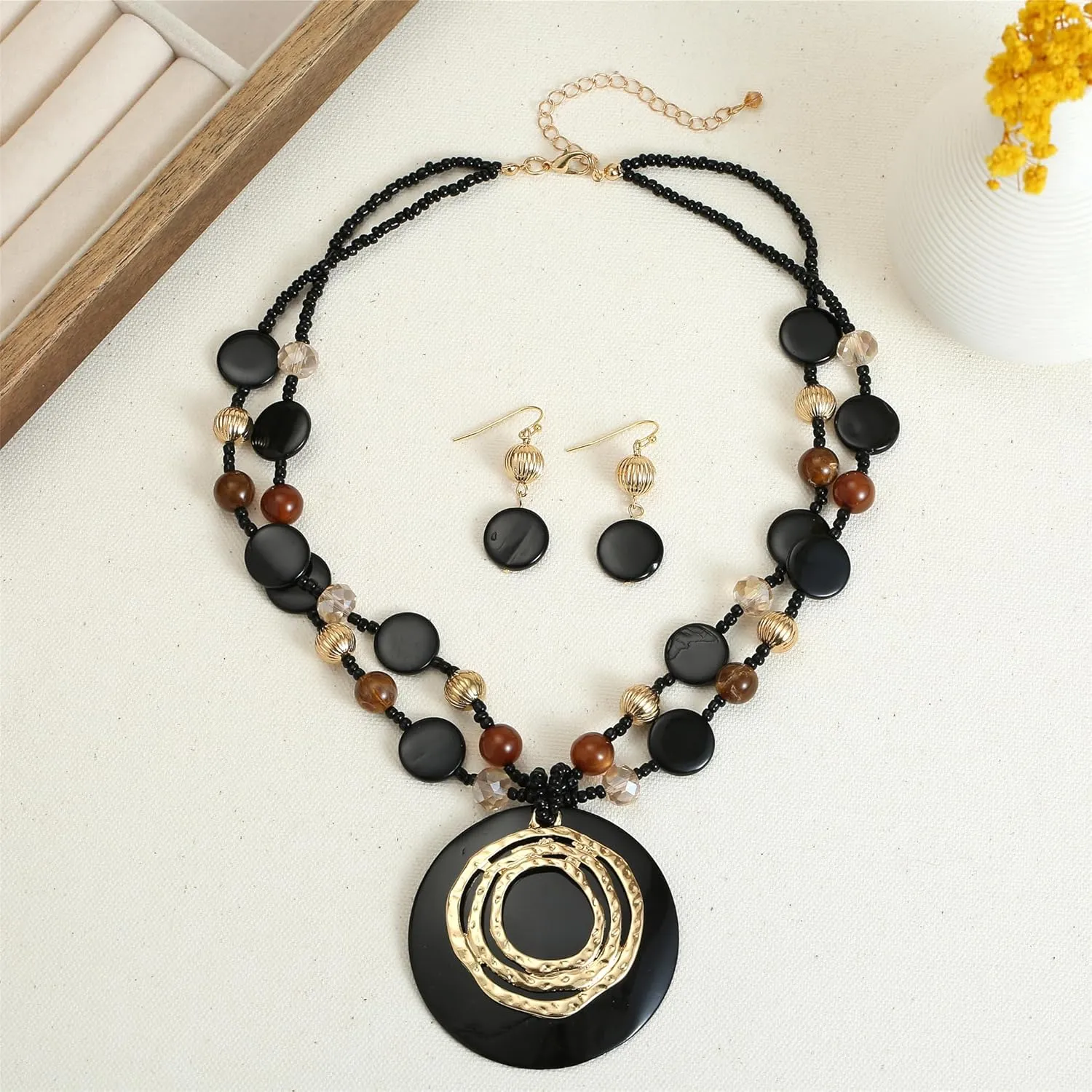 Multilayered Strand Statement Necklaces Set for Women Big Circle Shell Pendant Necklace with Colorful Beaded Chunky Choker Necklace and Earrings.