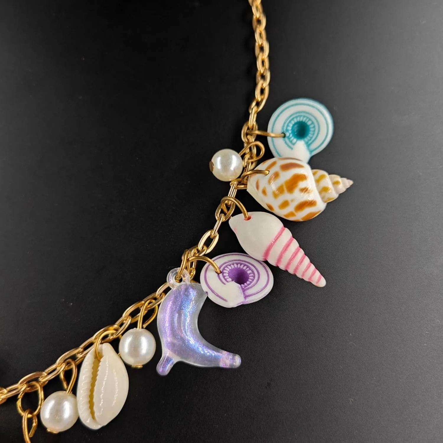 Shell Charm Necklaces for Women Gold Chunky Seashell Starfish Necklace Bohemian Boho Summer Vacation Beach Charm Necklaces Beach Shell Jewelry