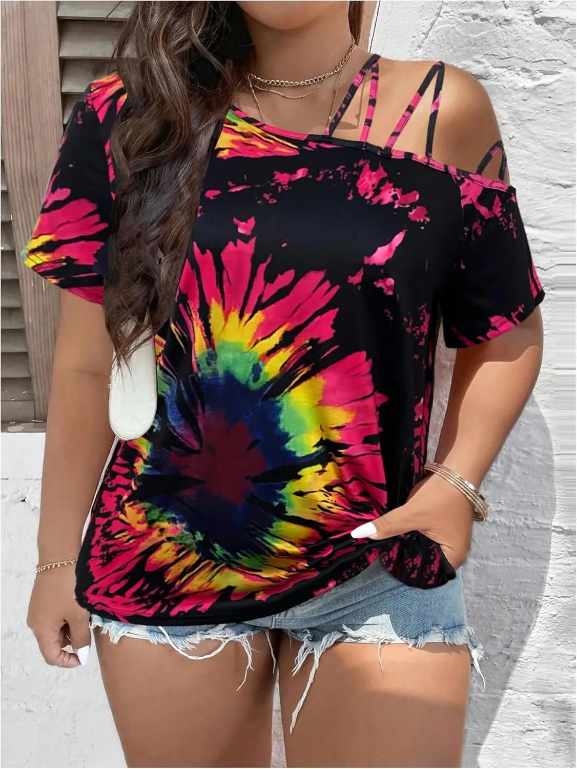 SOLY HUX Women's Plus Size Summer Tops Graphic Print Cold Shoulder Short Sleeve Cut Out Tee T Shirts