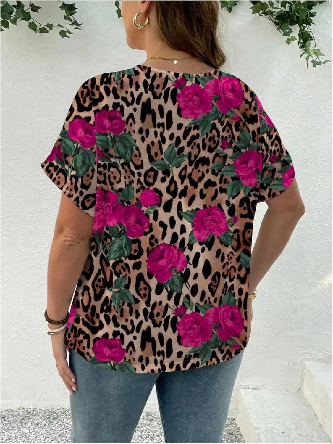 SOLY HUX Women's Plus Size T Shirts Leopard Floral Print Tee V Neck Short Sleeve Casual Summer Tops