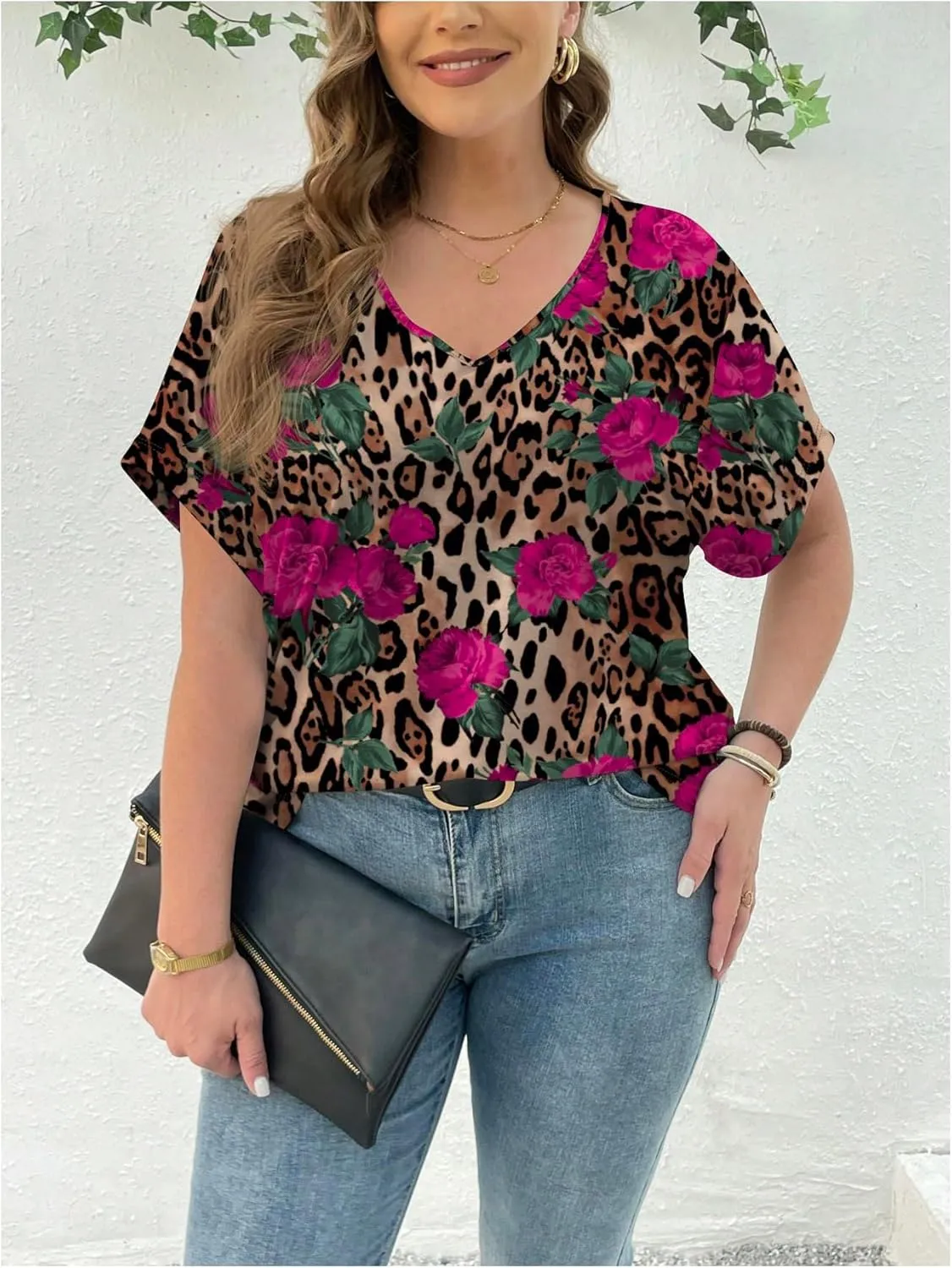 SOLY HUX Women's Plus Size T Shirts Leopard Floral Print Tee V Neck Short Sleeve Casual Summer Tops
