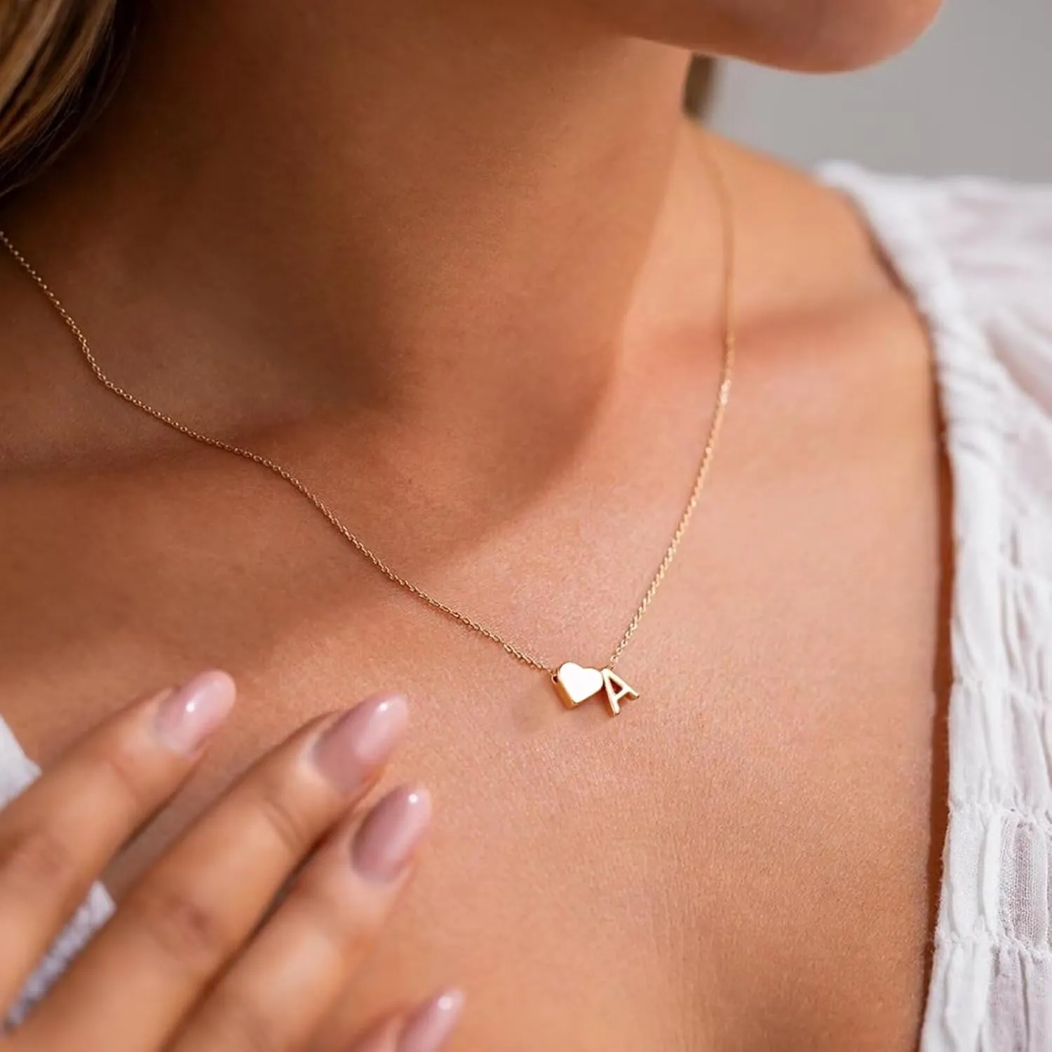Turandoss Gold/Silver Heart Initial Necklace for Women Teen Girls - 18K Gold Plated Letter A-Z Pendant Necklace Dainty Heart Necklaces Tiny Initial Necklaces Birthday Gifts for Women Jewelry