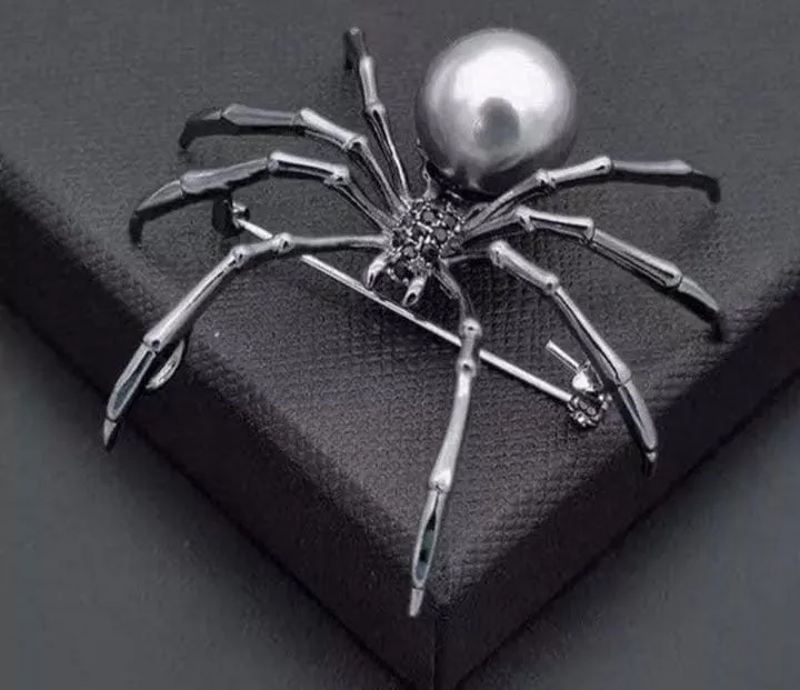 Unique Spider Broach Pearl Metal Spider Pins with Rhinestones Halloween Pins