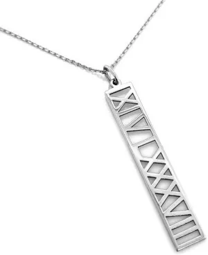 Womens Customized Necklace Roman Numeral Personalized Wedding Date Openwork Pendant Necklaces